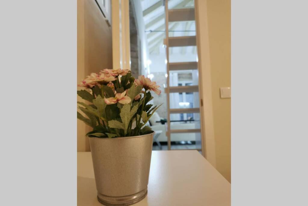 Apartamento La Teja-Parking Privado Appartement Carmona  Buitenkant foto