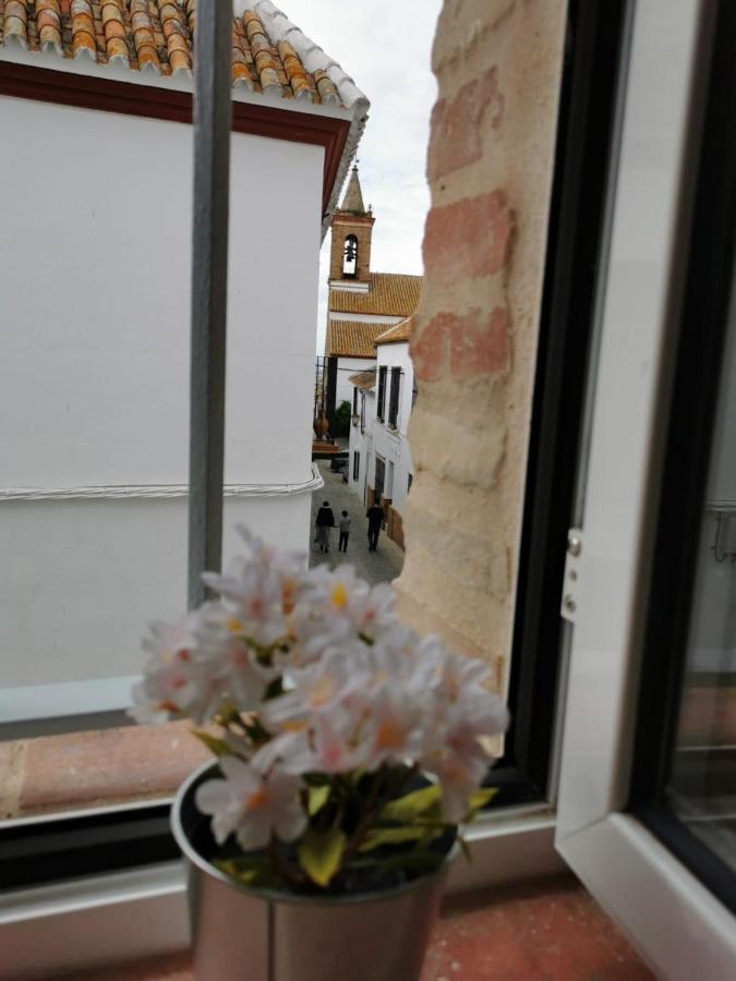 Apartamento La Teja-Parking Privado Appartement Carmona  Buitenkant foto